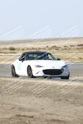 media/Oct-18-2025-Speed Ventures (Sat) [[8b3b7cf525]]/Yellow/Session 3 (Sunset)/